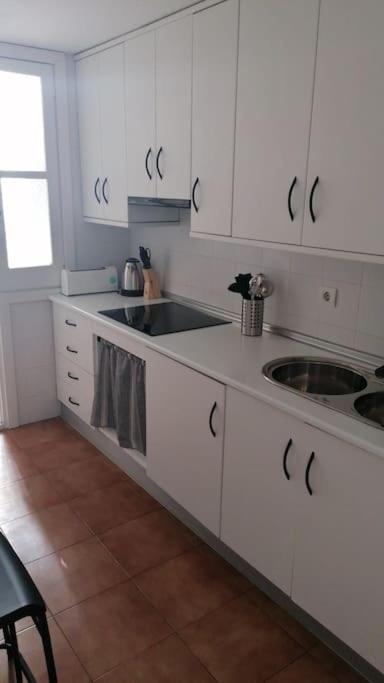 Views, Family & Private Parking In Alto Albayzin Apartment Granada Exterior photo