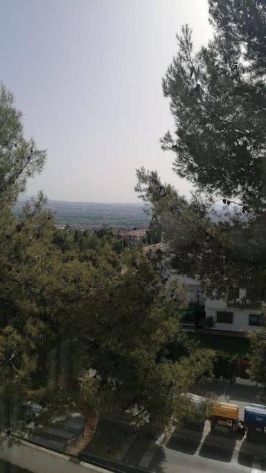 Views, Family & Private Parking In Alto Albayzin Apartment Granada Exterior photo